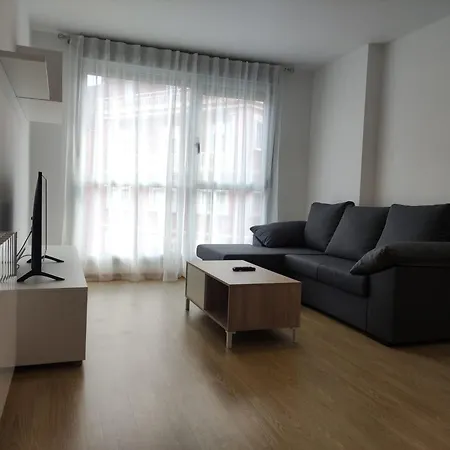 Piso Ara Solis דירה *